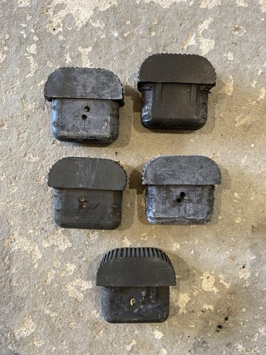 Large rubber ladder feet - large,